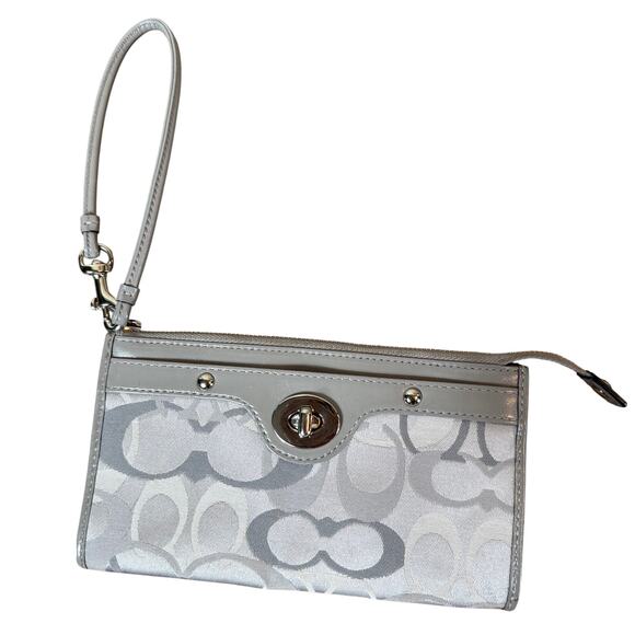 Y2K Coach Monogram Penelope Zippy Wristlet Wallet Gray Patent Metallic Gray C's - Picture 2 of 11